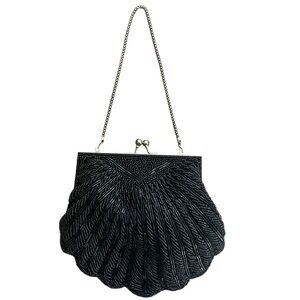 Walborg Beaded Shell Mini Handbag Vintage Clutch Purse Kiss Lock Frame Closure